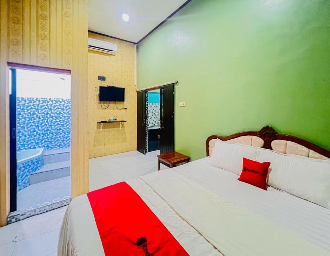 Reddoorz Near Sunrise Mall Mojokerto Kültér fotó