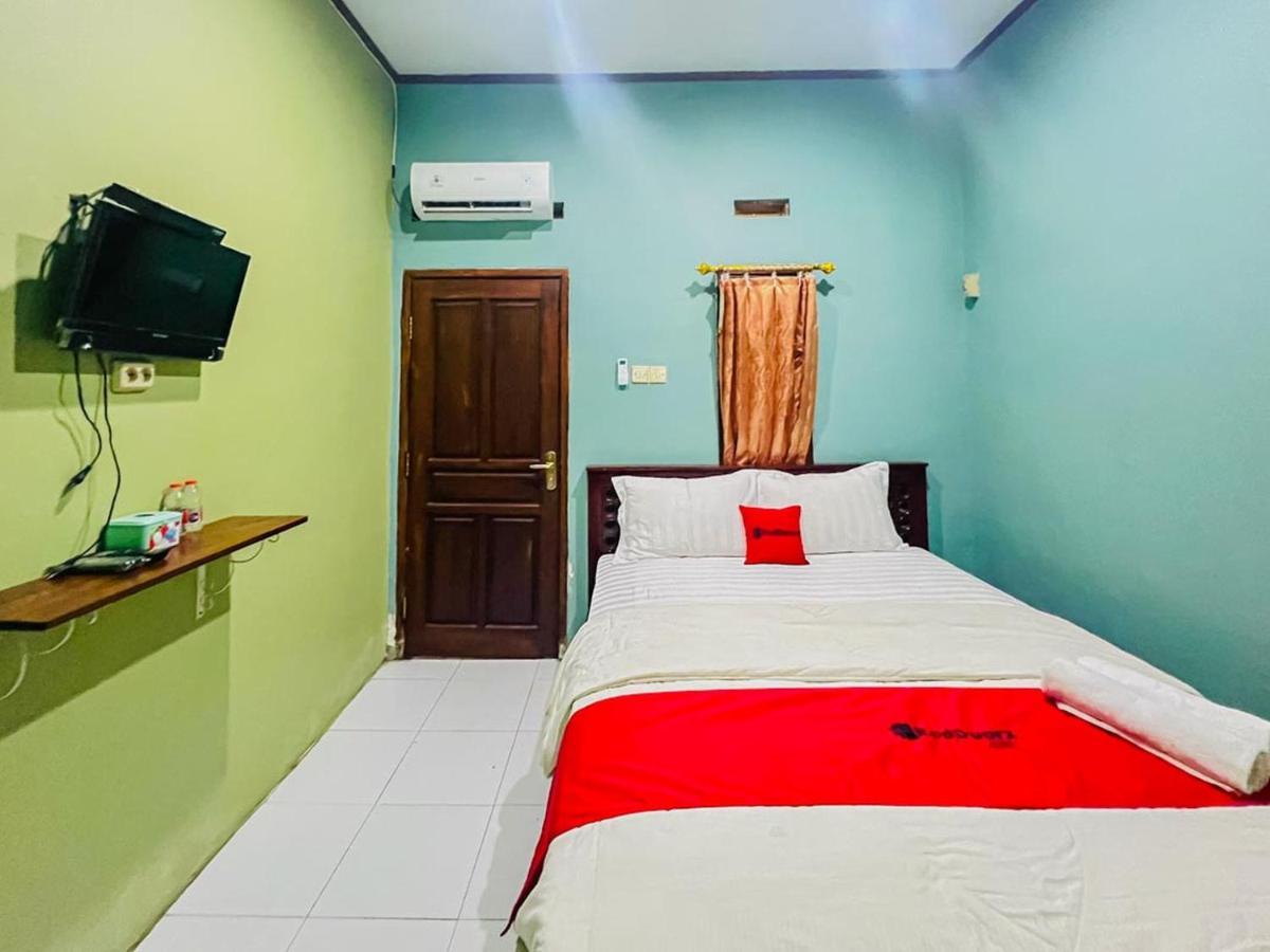 Reddoorz Near Sunrise Mall Mojokerto Kültér fotó
