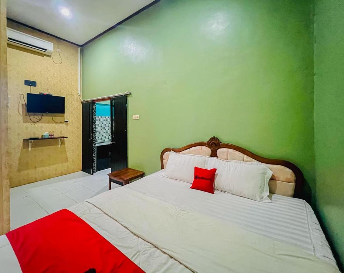 Reddoorz Near Sunrise Mall Mojokerto Kültér fotó