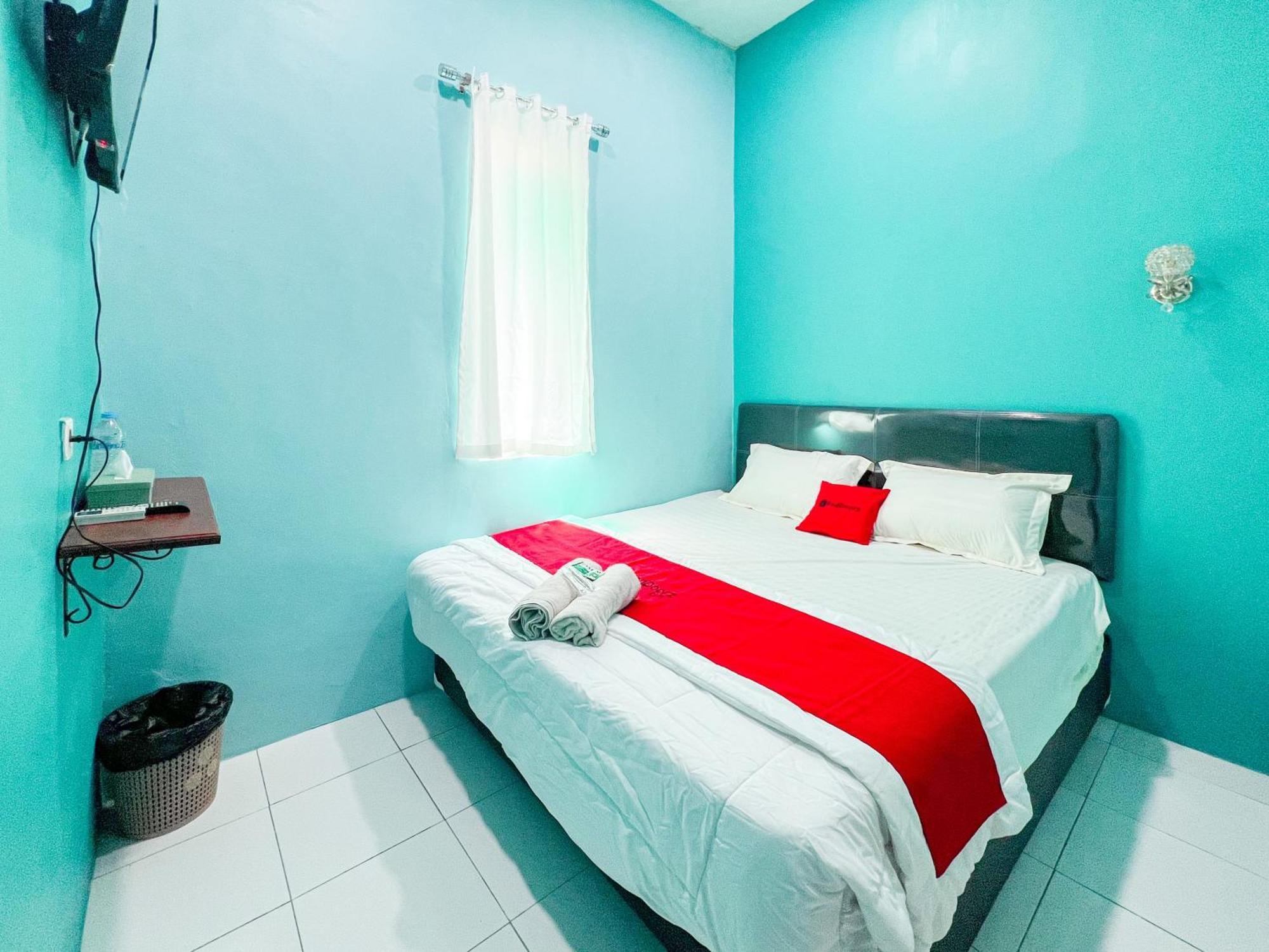 Reddoorz Near Sunrise Mall Mojokerto Kültér fotó