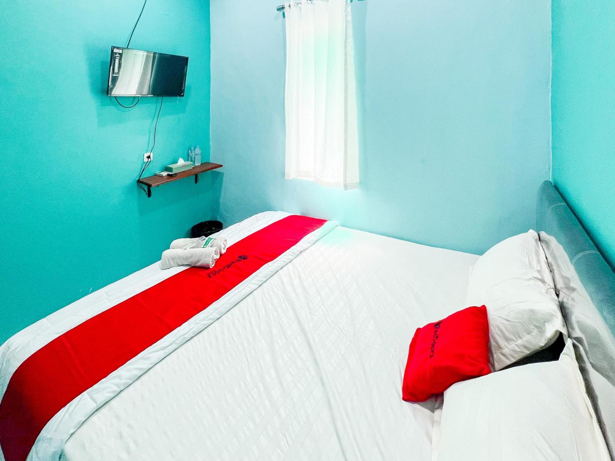 Reddoorz Near Sunrise Mall Mojokerto Kültér fotó