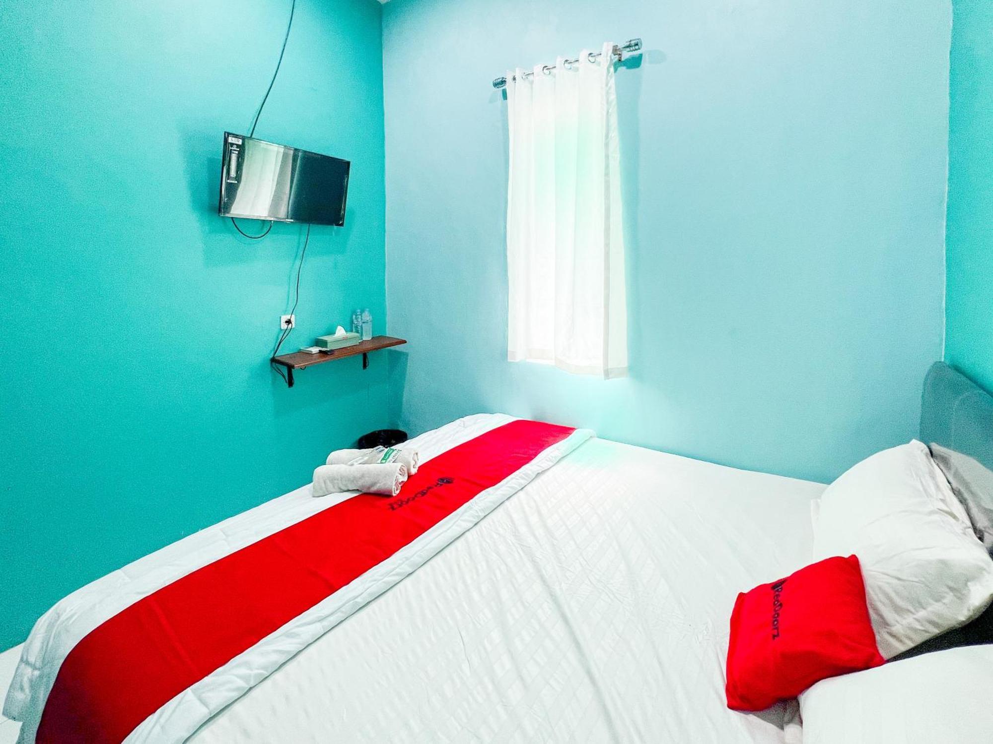 Reddoorz Near Sunrise Mall Mojokerto Kültér fotó