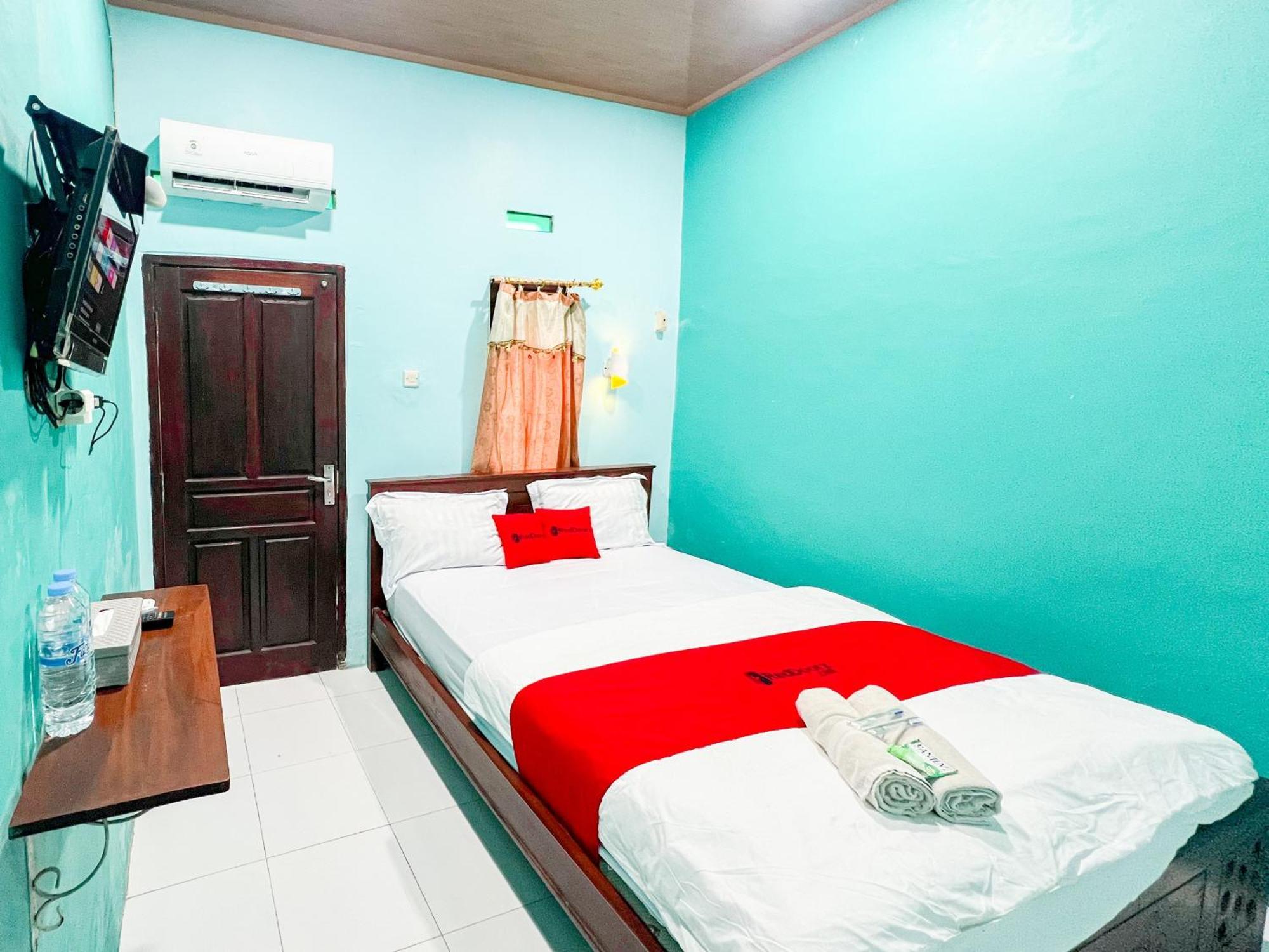 Reddoorz Near Sunrise Mall Mojokerto Kültér fotó
